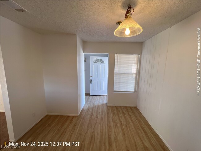 Building Photo - 6949 Shady Ct