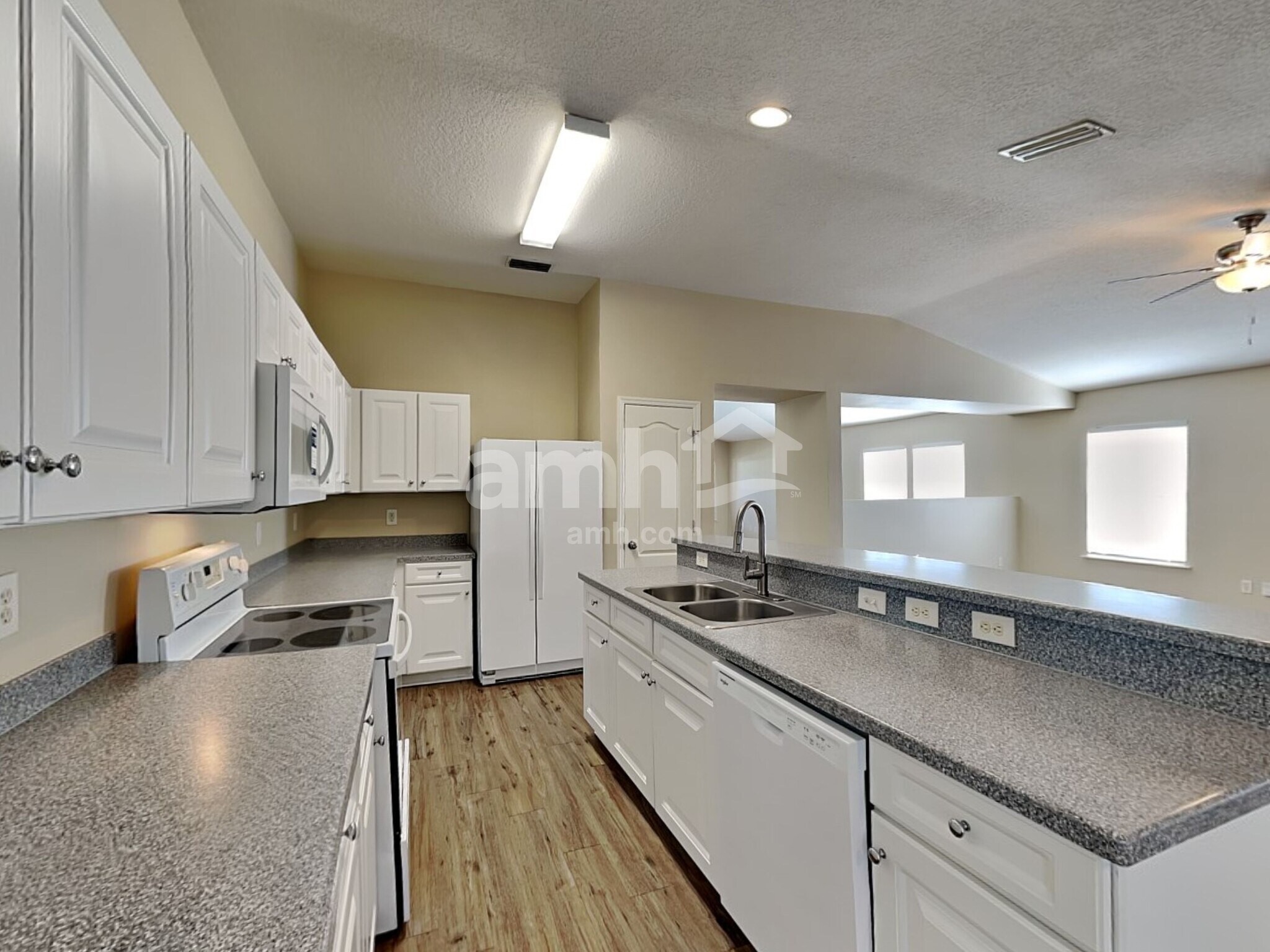 Building Photo - 1433 Heather Ct