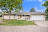 Building Photo - 12773 N Tenderfoot Trail