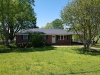 Building Photo - 4045 Brookfield Dr