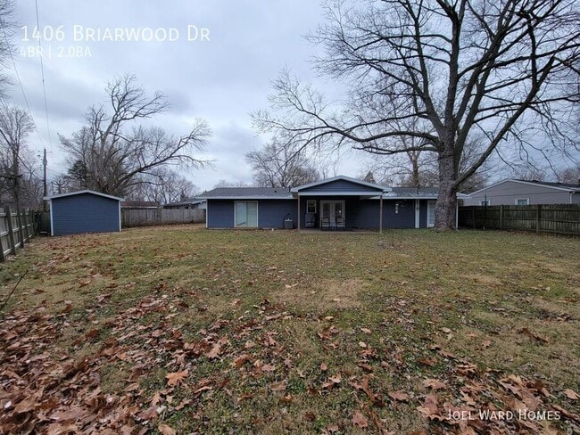 Building Photo - 1406 Briarwood Dr