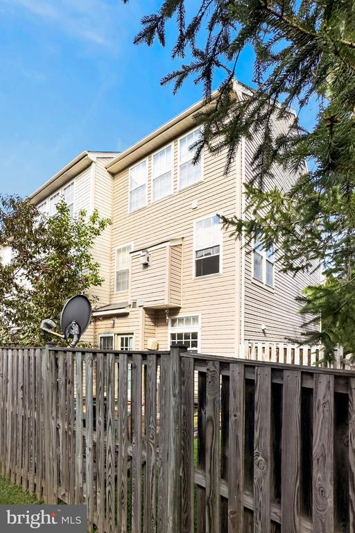 Building Photo - 12415 Selkirk Cir
