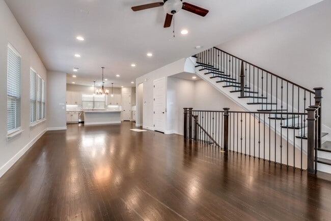 Building Photo - 8202 Laflin Ln