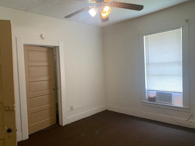 Building Photo - 4215 Garden St