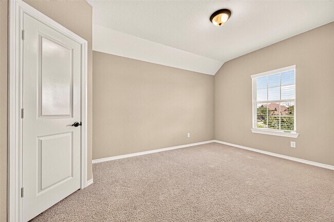 Building Photo - 10911 Birchwood Knl Ct