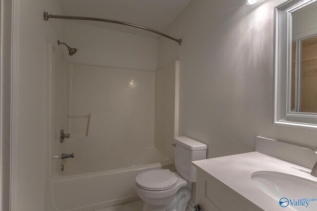 Building Photo - 111 Cepha Dr