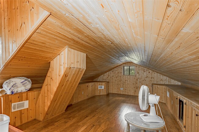 Building Photo - 73 Thomas Lake Rd