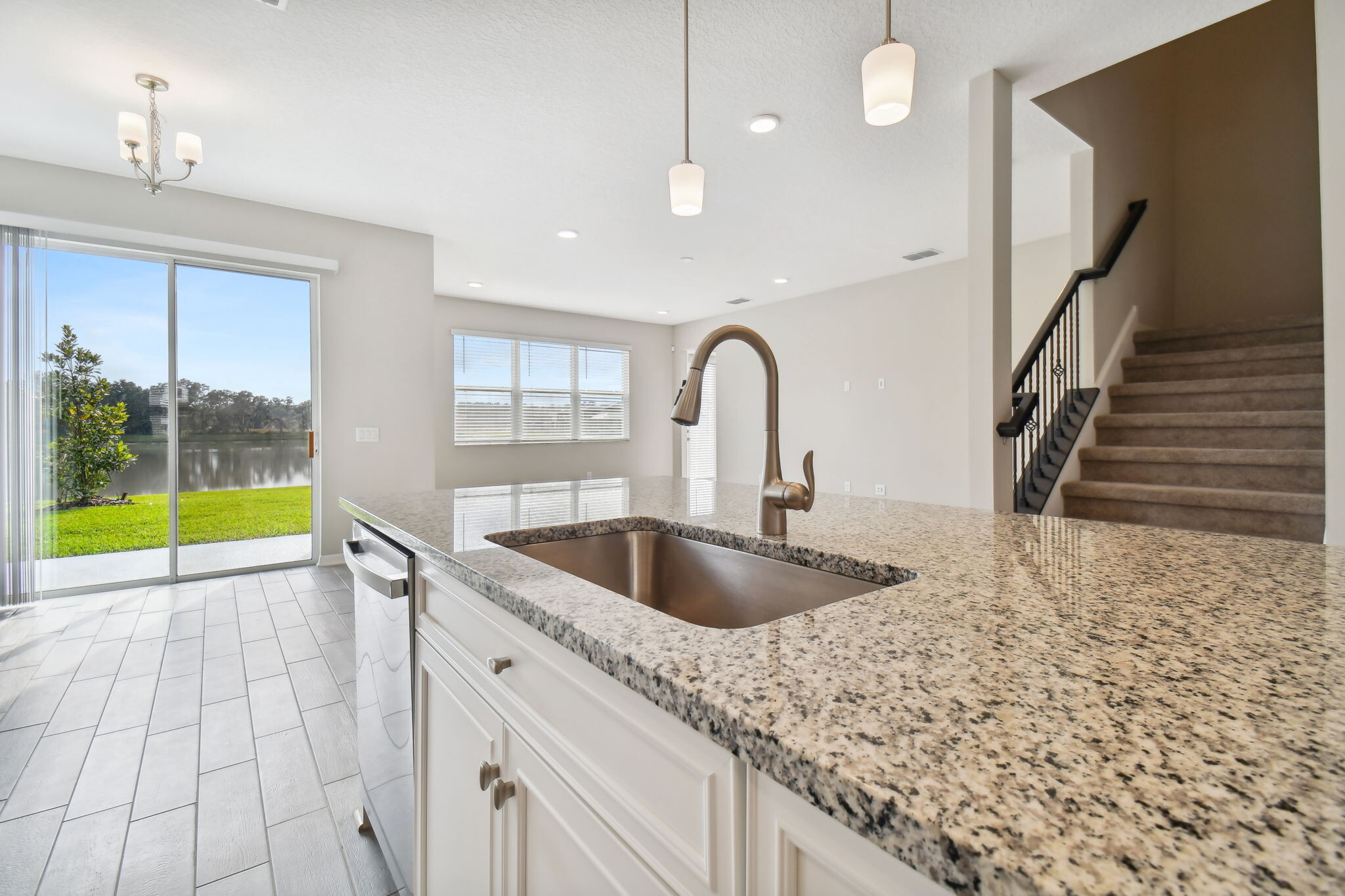 Building Photo - 38190 Shale Stone Ct