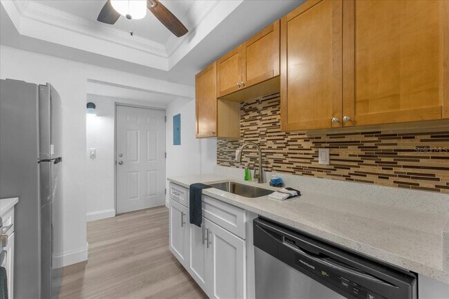 Building Photo - 11566 7th Ln N