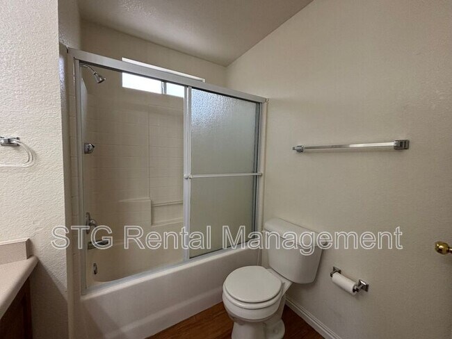 Building Photo - 136 S 1930 W