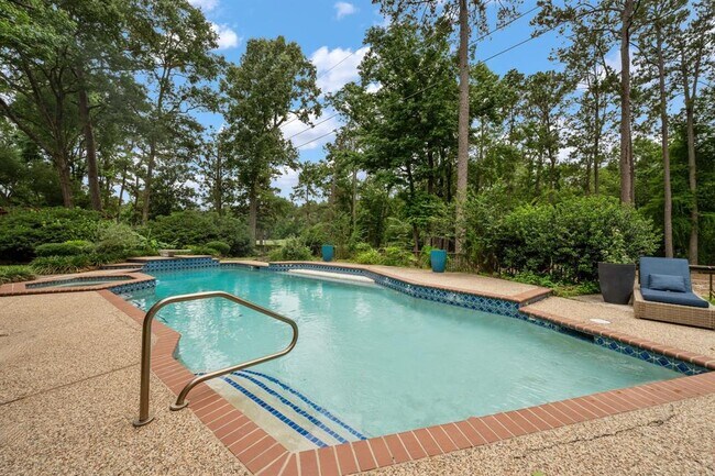 Building Photo - 4619 Breezy Point Dr