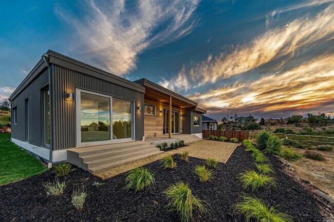 Building Photo - 3813 Sedgemoore Dr