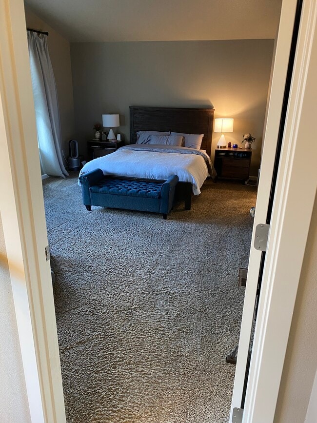 Building Photo - 5222 NE 129th Ave