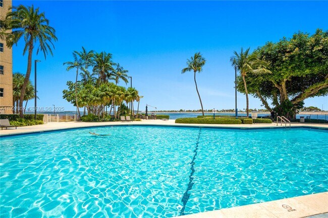 Building Photo - 2451 Brickell Ave