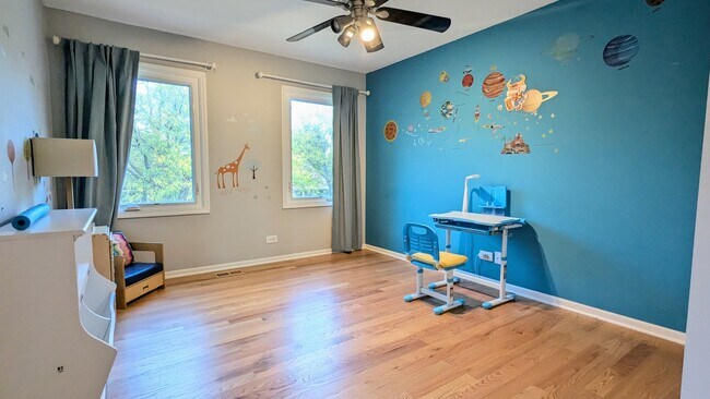 Building Photo - 14 Nicolette Ave