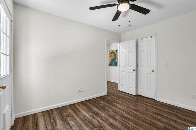 Building Photo - 741 47th Pl S