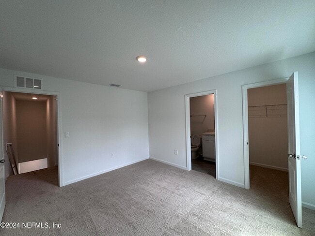 Building Photo - 39 Tidal Bch Ave