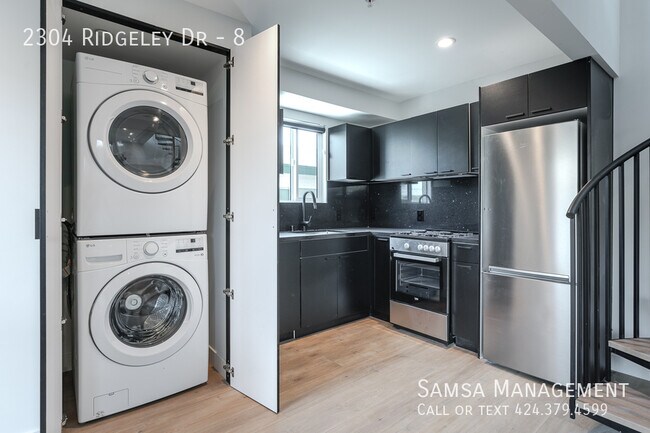 Building Photo - 2304 Ridgeley Dr