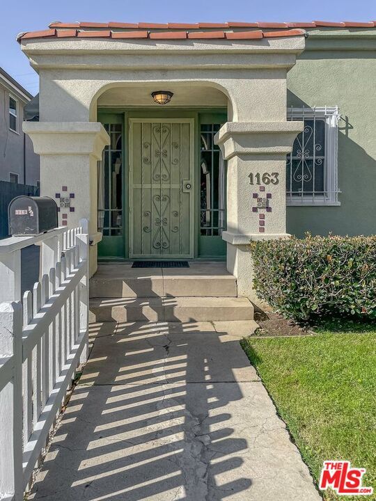 Building Photo - 1163 N Genesee Ave