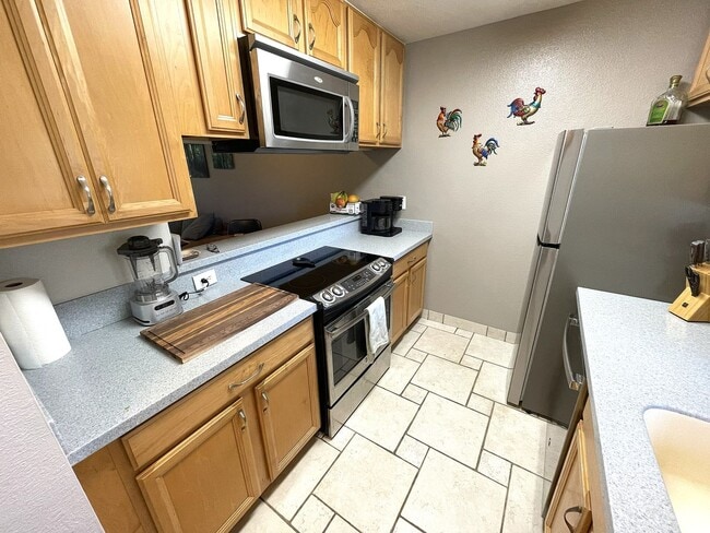 Building Photo - Furnished Ground Floor Southpointe Condo Available