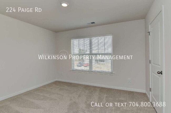 Building Photo - 224 Paige Rd