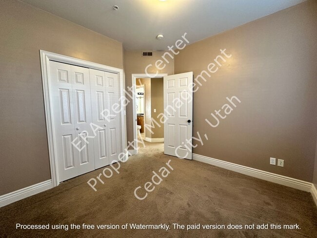 Building Photo - 576 W 1045 N