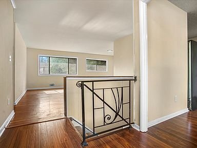 Building Photo - 6700 Cipriano Rd