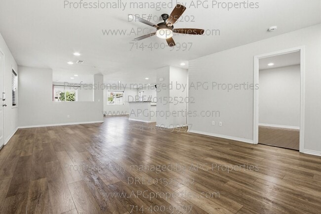 Building Photo - 139 Thompson Ave