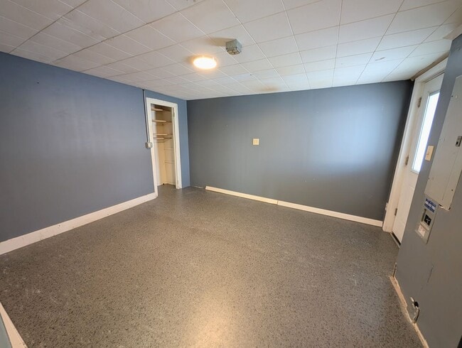 Building Photo - 202 Union St