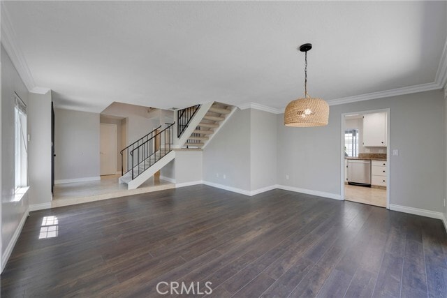 Building Photo - 155 S Beth Cir