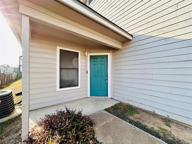 Building Photo - 8905 Schick Rd