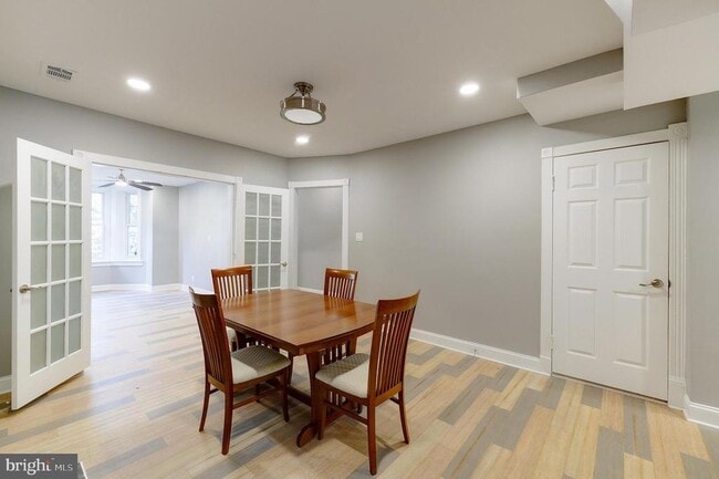 Building Photo - 1393 F St NE