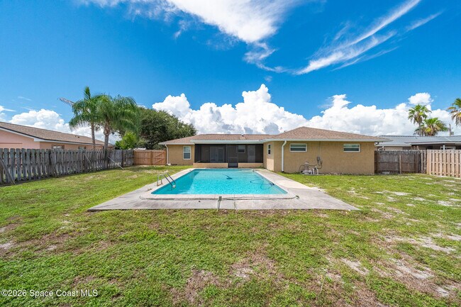 Building Photo - 645 Caiman St