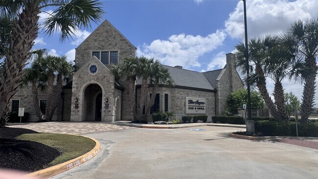 Building Photo - 15746 Harding Bend Dr