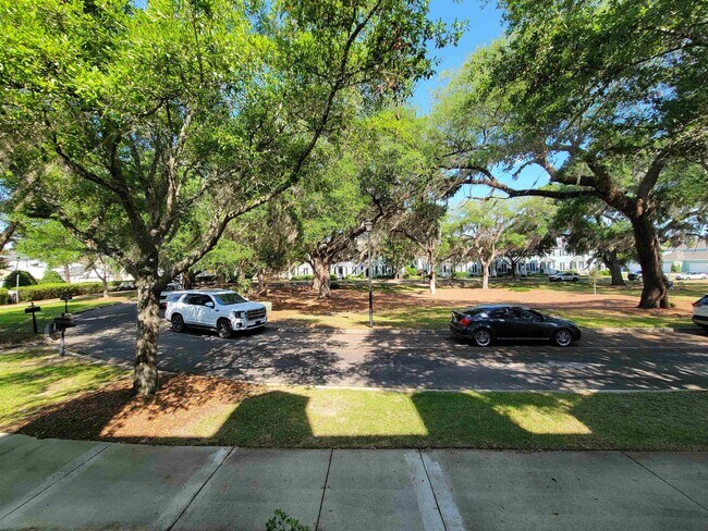 Building Photo - 4278 Avon Park Cir