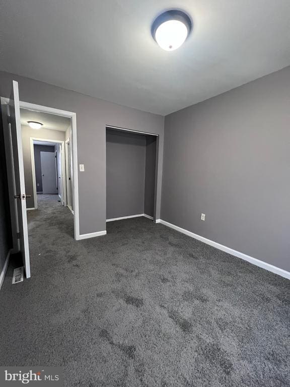 Building Photo - 120 Hopkins Ct