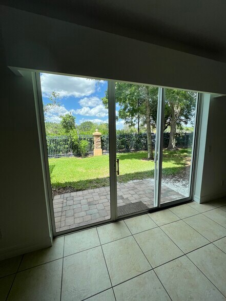 Building Photo - 10411 Belfry Cir