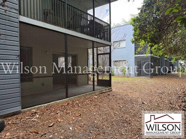 Building Photo - 2365 Oak Park Way