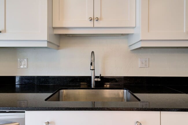 Building Photo - Remodeled 4BD/3BTH With a Single Car Garage Home Near Penn Square Mall and Classen Curve