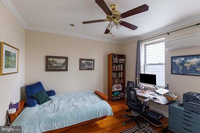 Building Photo - 1113 Clifton St NW