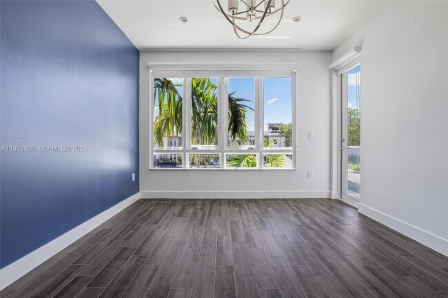 Building Photo - 6308 NW 104th Path