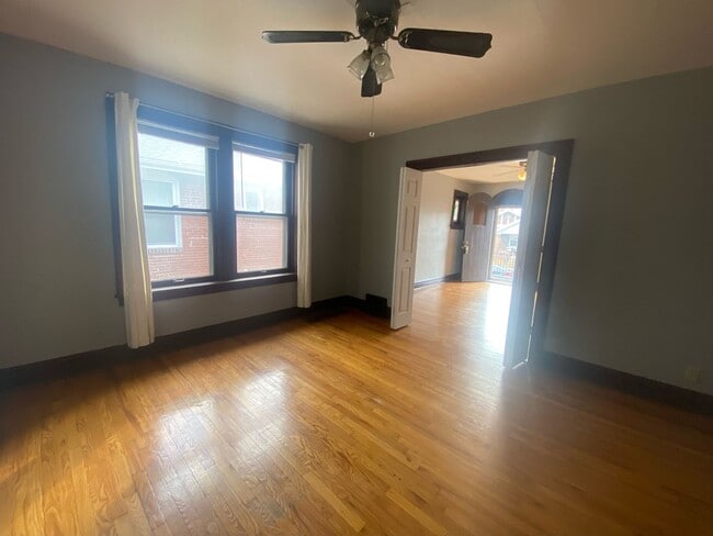 Building Photo - A Must See!