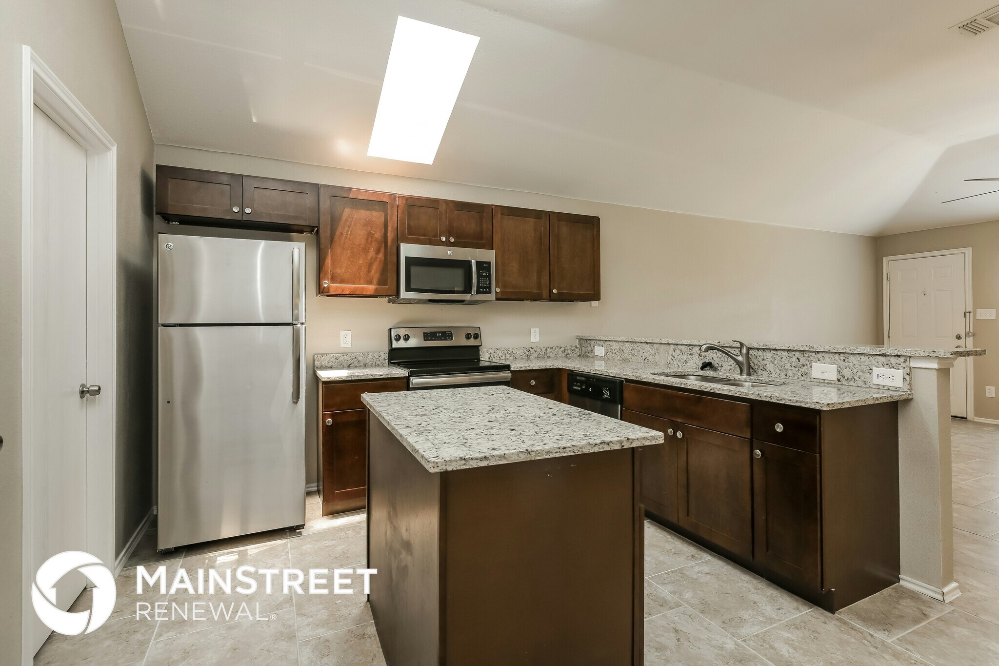 Building Photo - 1524 Powder Horn Ln
