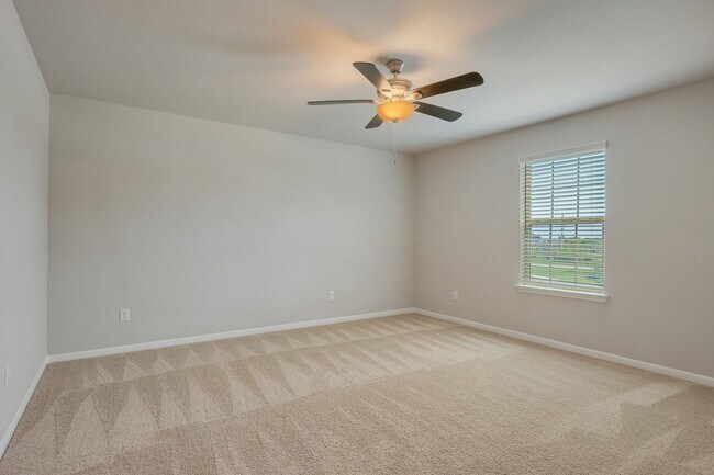 Building Photo - Spacious 4-Bedroom, 3-Bath Home – Over 2,3...