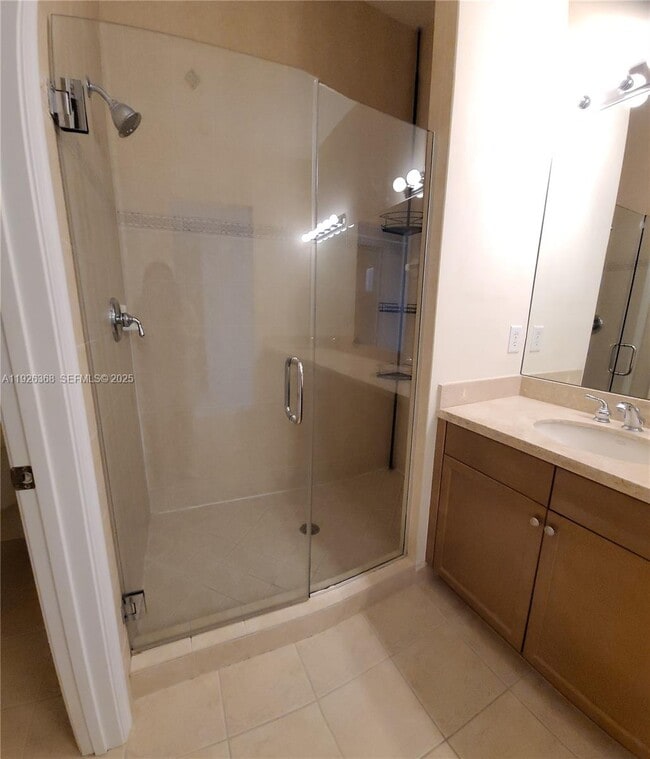 Building Photo - 6033 NW 118th Dr