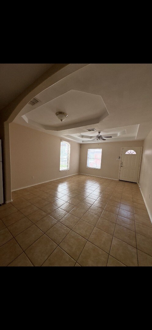 Building Photo - 3617 Zelma St
