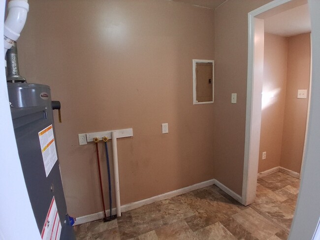 Building Photo - 111 Grace-