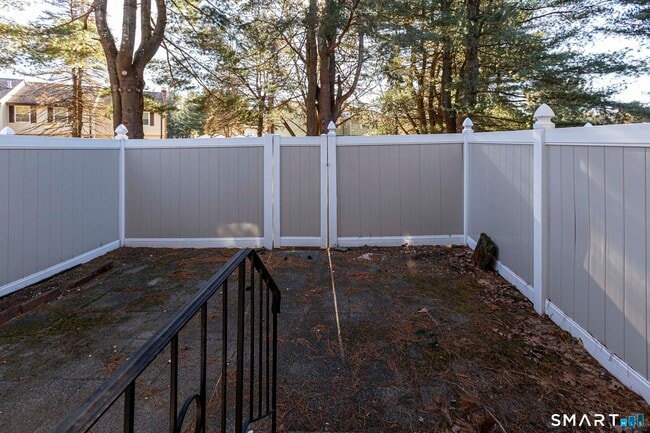 Building Photo - 11 St Marc Cir