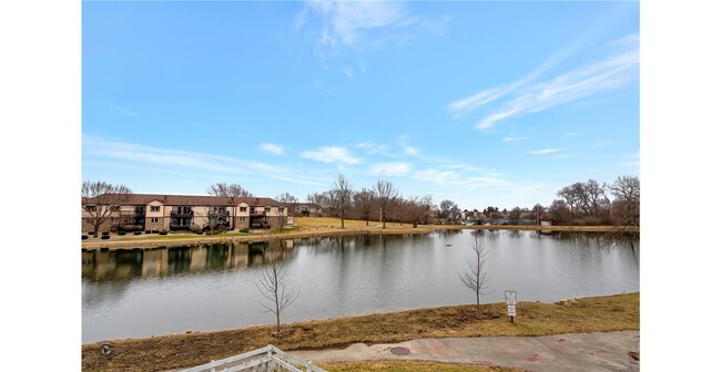 Building Photo - 75 Castle Coombe Ct
