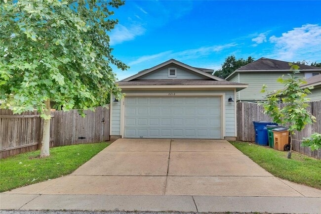 Building Photo - 2212 Melissa Oaks Ln